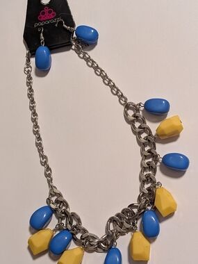 paparazzi Blue and Yellow Chunky Chain Drop Necklace